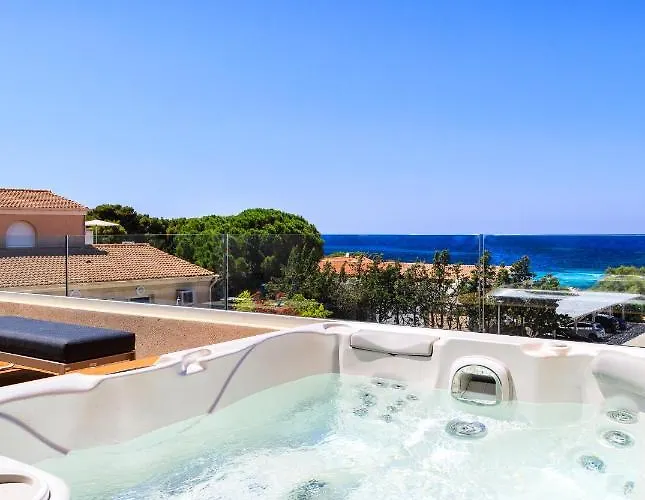 Santa Maria LʼÎle-Rousse