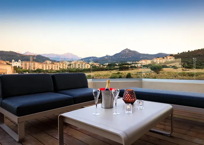 Santa Maria LʼÎle-Rousse