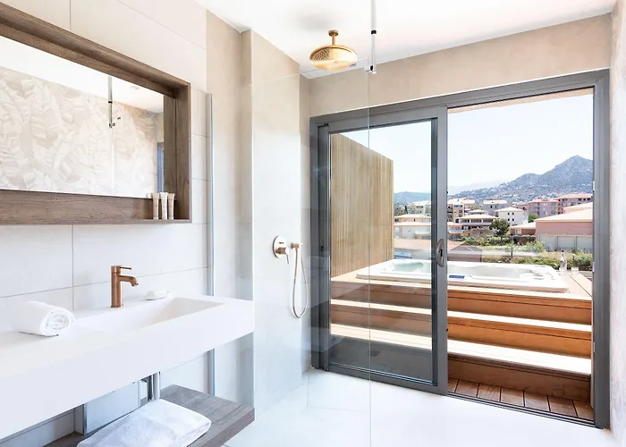 Hotel Santa Maria LʼÎle-Rousse