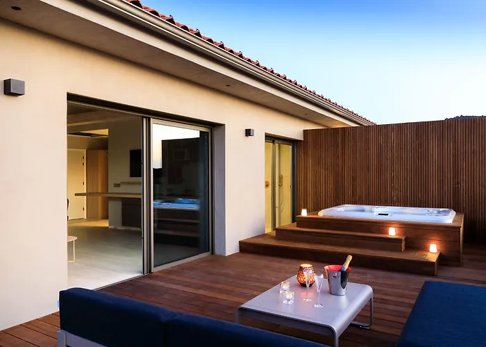 Santa Maria * LʼÎle-Rousse