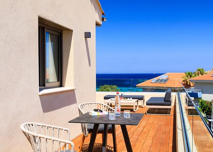 Santa Maria Otel LʼÎle-Rousse